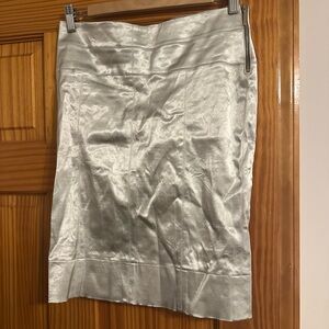 👽🌪️ Silver FENDI midi pencil skirt !